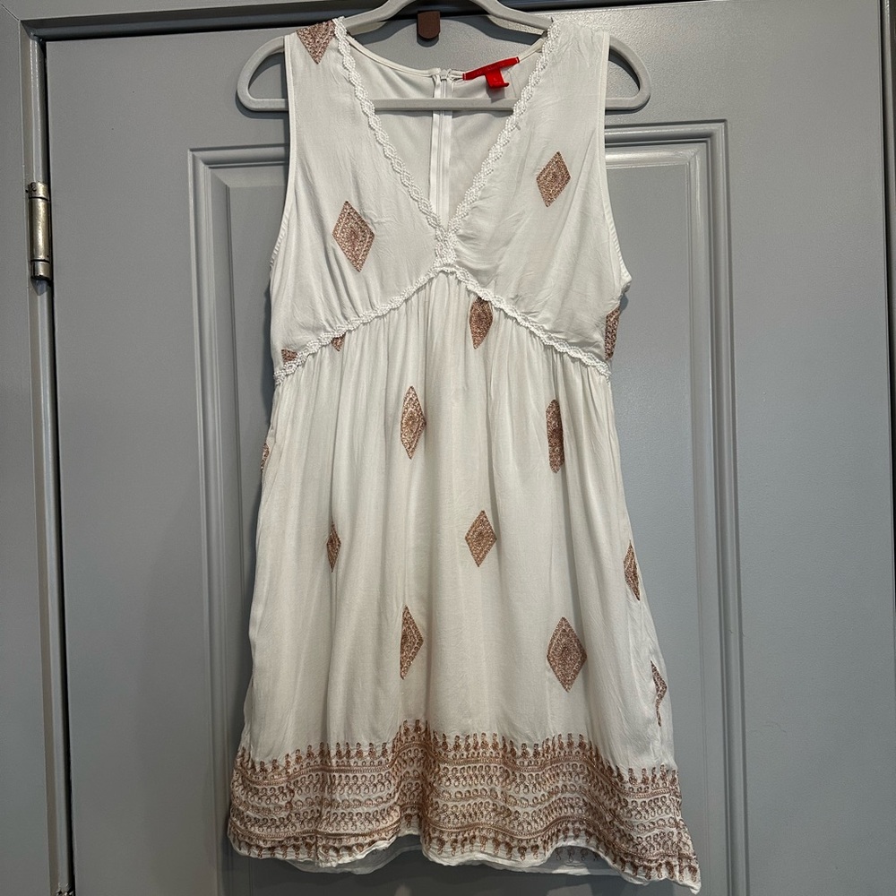 Chelsea&Violet Dillard’s Embroidered Dress